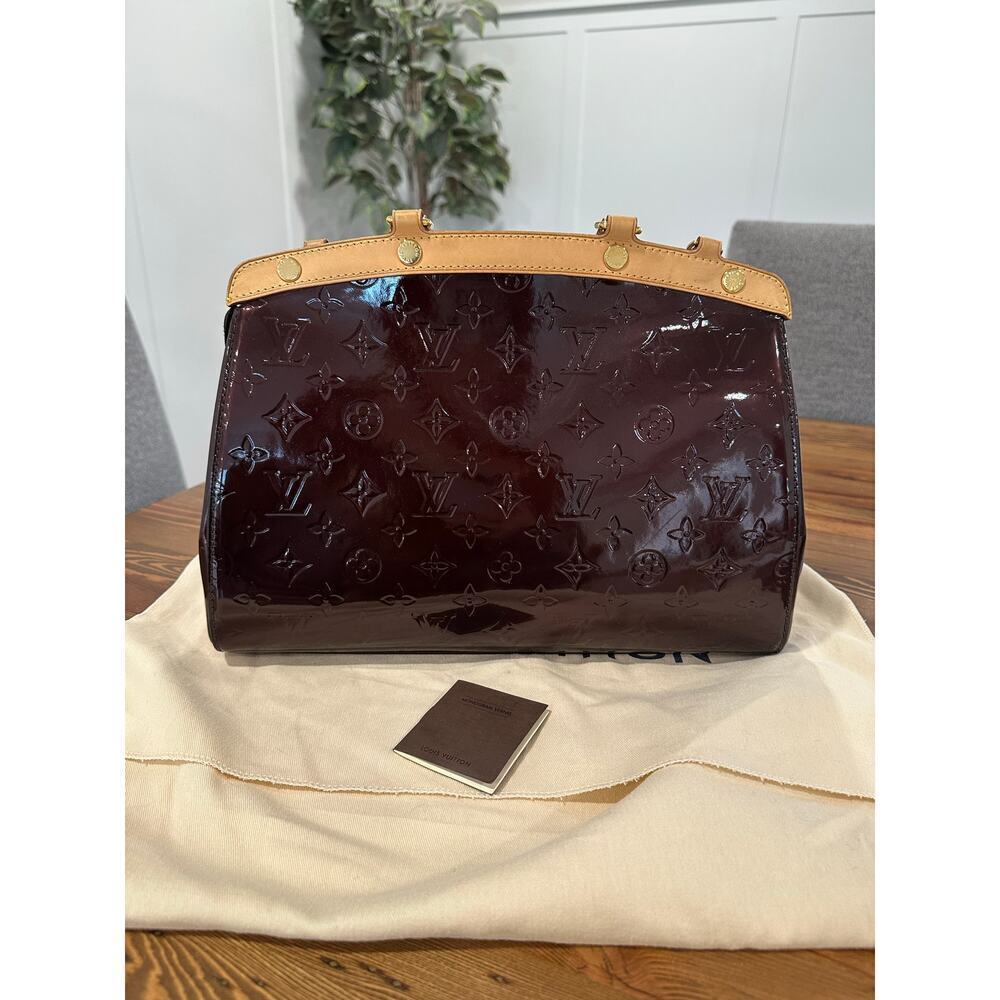 Louis Vuitton Brea MM Vernis Leather Bag - Picture 2 of 16